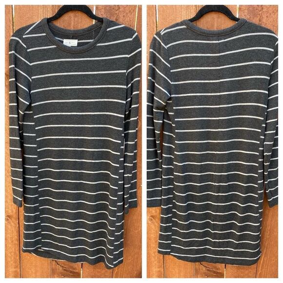 Lou & Grey‎ Striped Sweater Dress - Picture 3 of 9